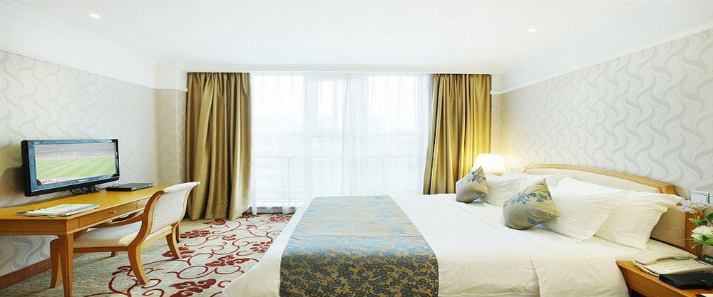 South China Harbour View Hotel Shenzhen Bagian luar foto