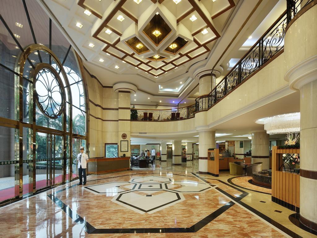 South China Harbour View Hotel Shenzhen Bagian luar foto